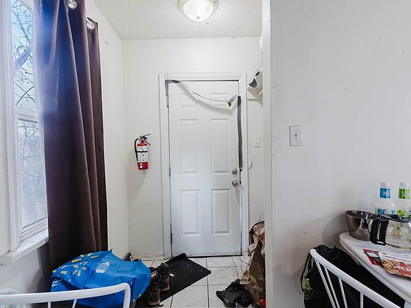 3rd image of 12223 127th St NW