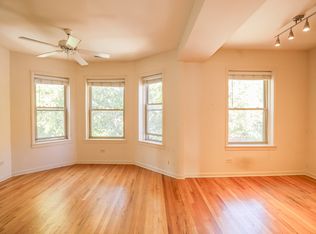 2315 W School St APT 1, Chicago, IL 60618