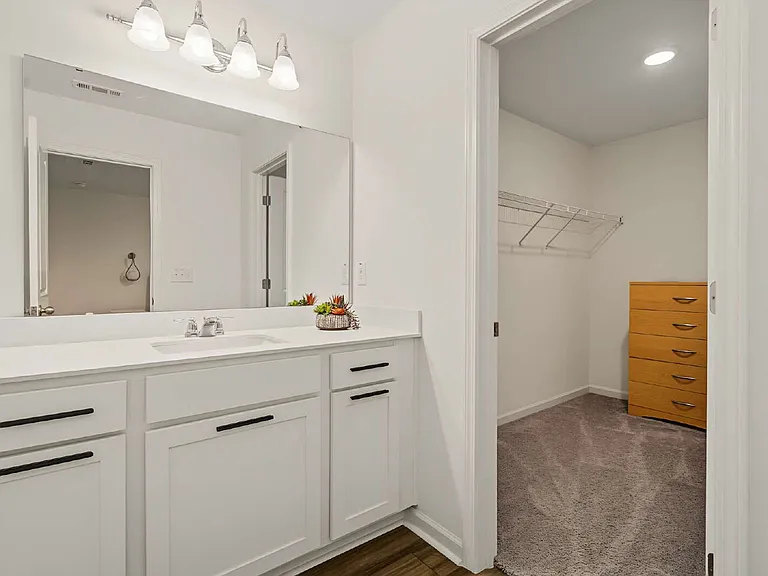 1005 Dakine Dr — Photo 19
