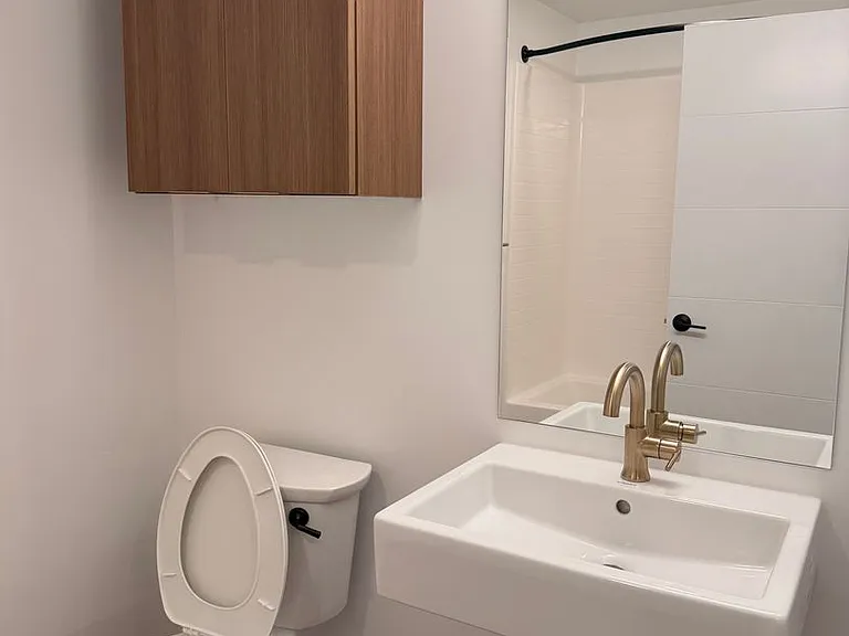 Rainford Apartments — Photo 47