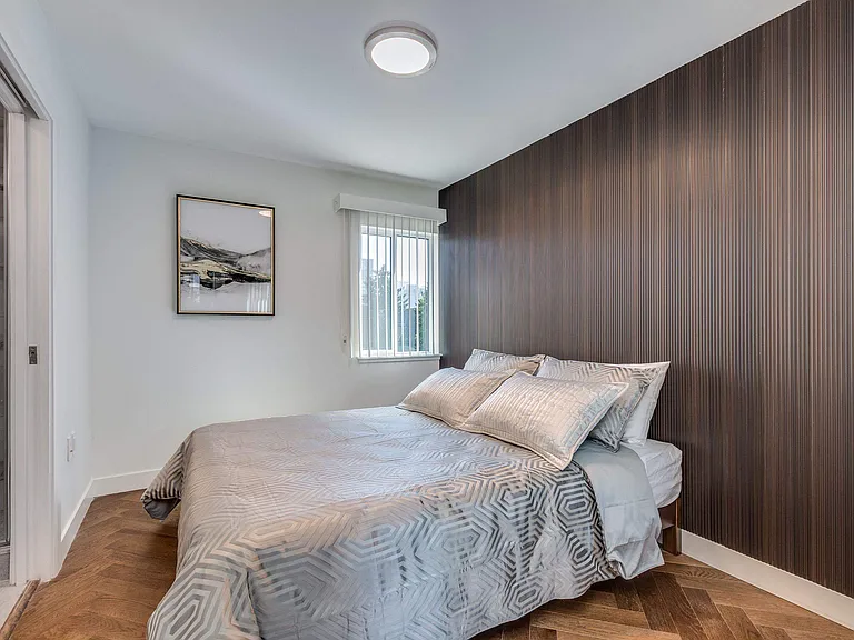 1168 Pendrell St #401 — Photo 12