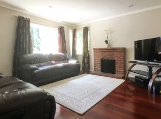 999 Loma Verde Ave, Palo Alto, CA 94303