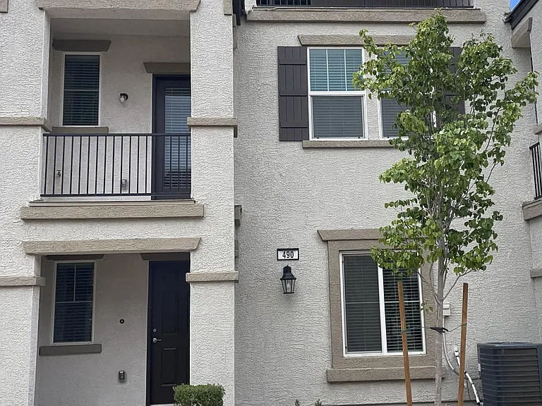 490 Anthurium Place with two balconies