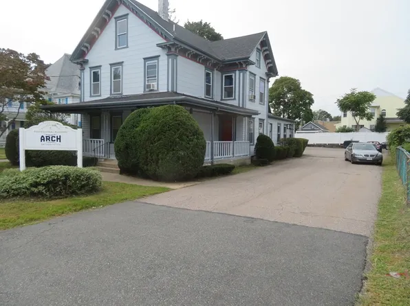 5 Walnut Ave, Stoughton, MA 02072