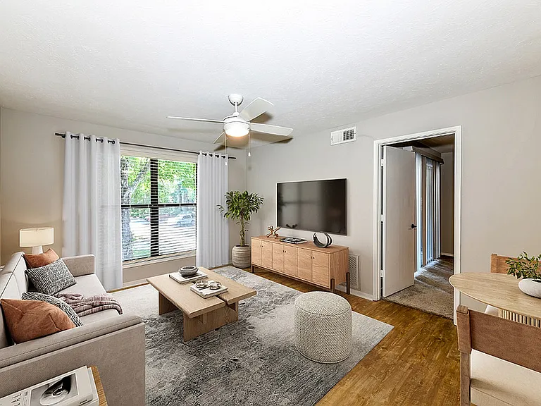 Avana Court — Photo 22