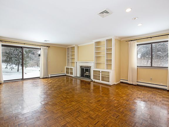 211 Ivy Hill Lane
