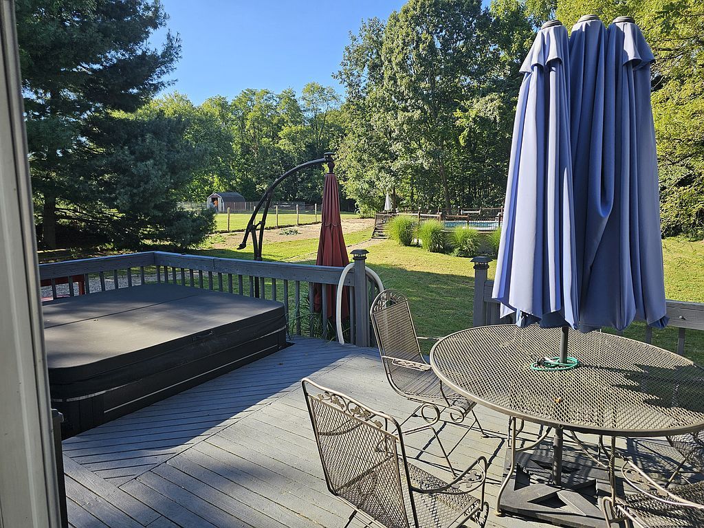 2436 Sneakville Rd - Property Image