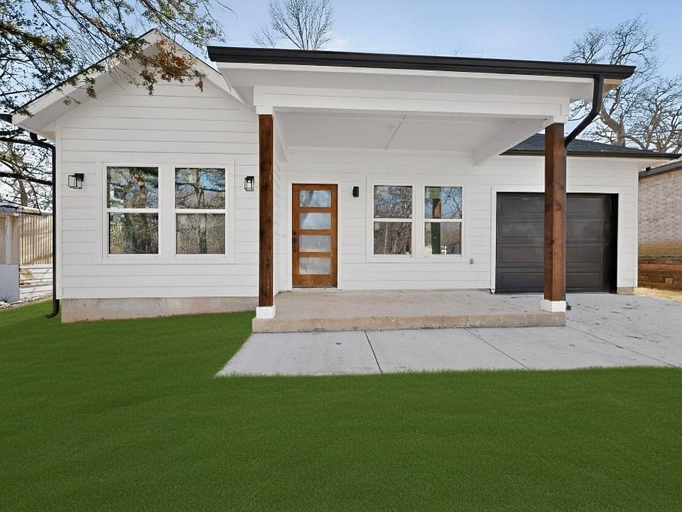 1st image of 616 E Shepherd St