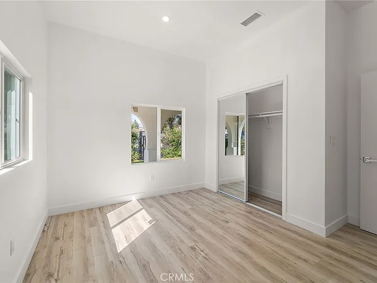10730 Strathern St — Photo 12