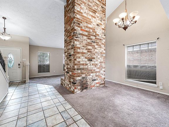 5th image of 4734 Lost Lake Ln