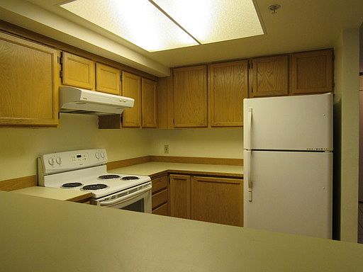 4th image of 315 E Park St APT 14
