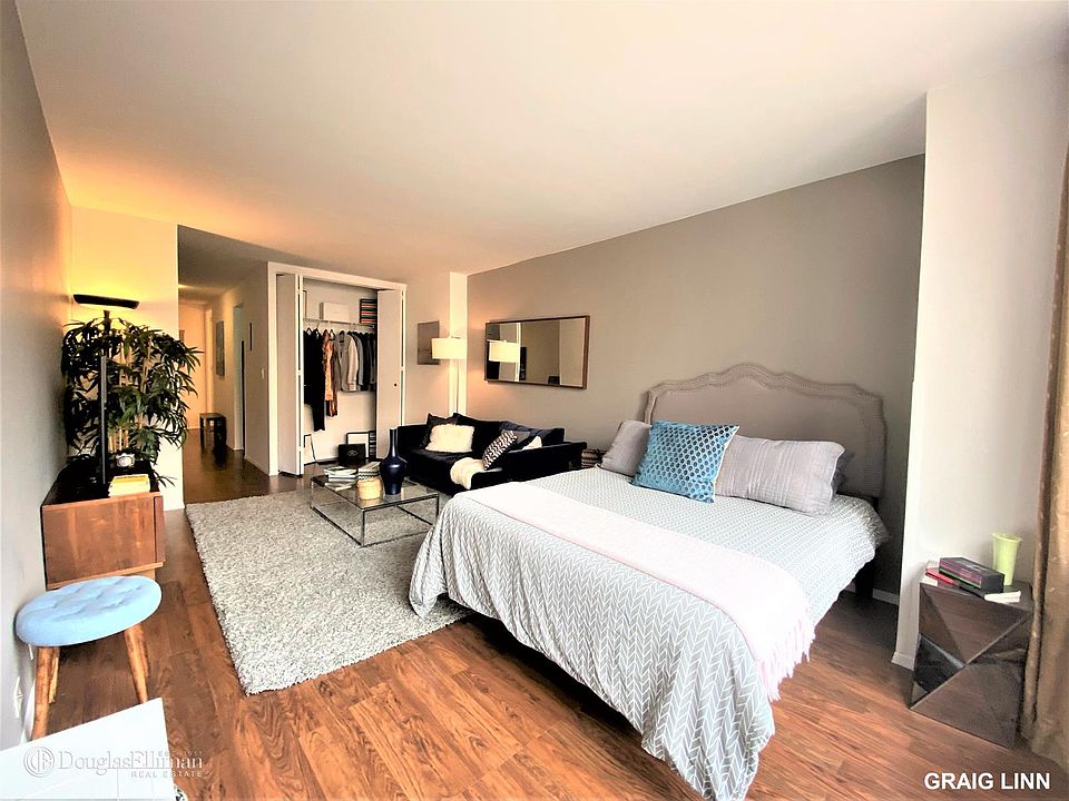 1st image of 350 W 50th St APT 4JJ
