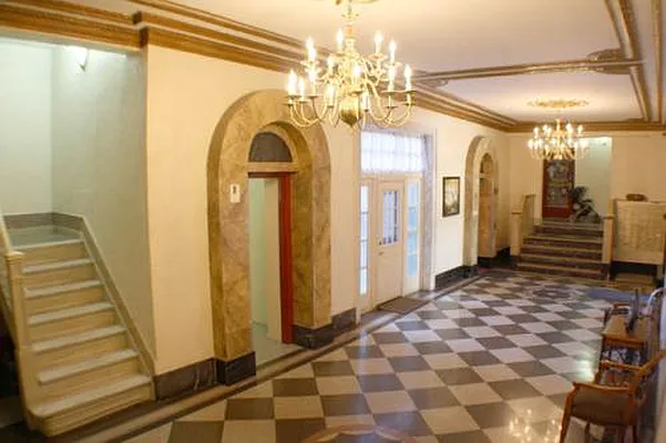 Sold by Fillmore | media 9