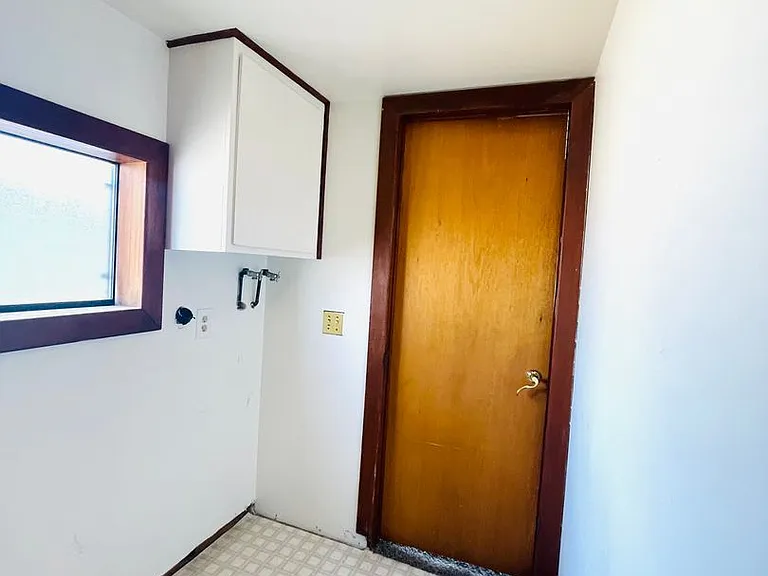 1047 Driftwood Ln — Photo 19