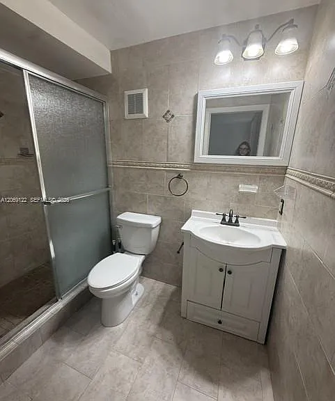 8420 SW 133rd Avenue Rd #201 — Photo 12
