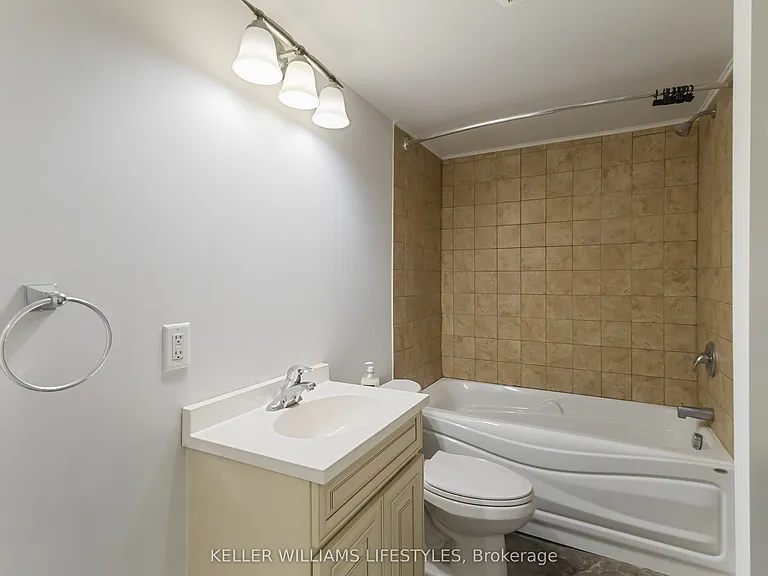 79 Beaconsfield Ave #3 — Photo 10