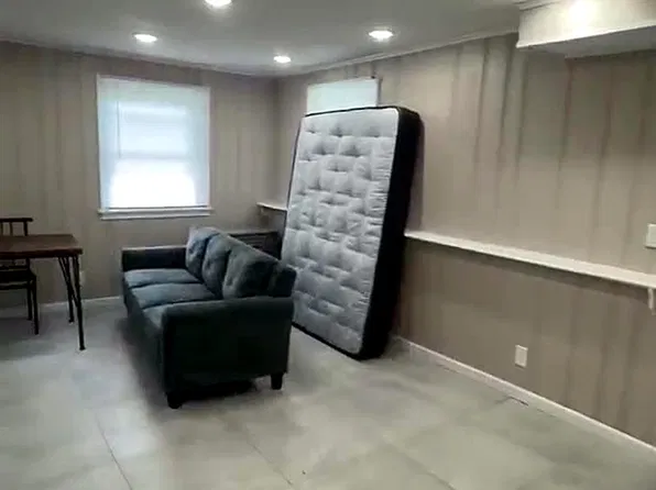 89 Cheney Dr, Storrs Mansfield, CT