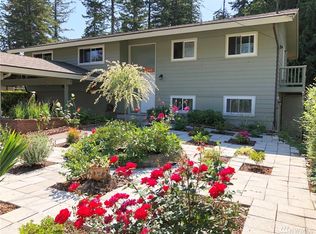 12035 8th Ave NE, Seattle, WA 98125