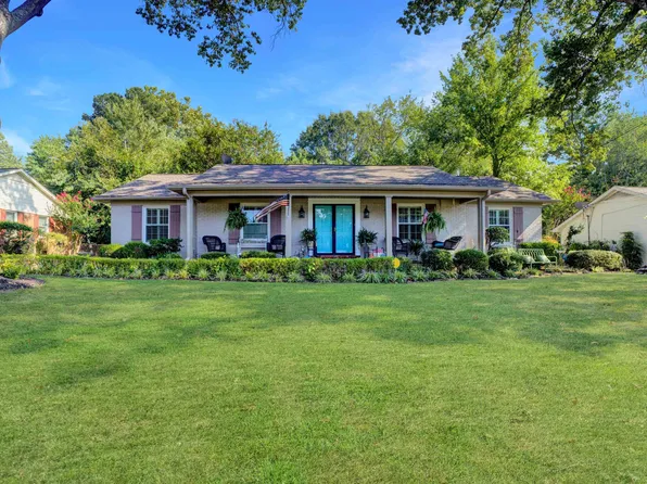 124 Ayers Dr, Jackson, TN 38301