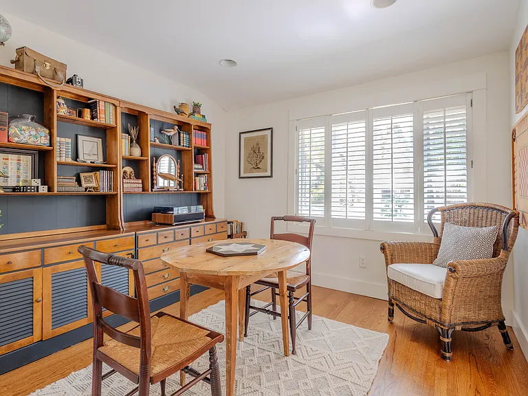 532 Wesley Oak Cir — Photo 9