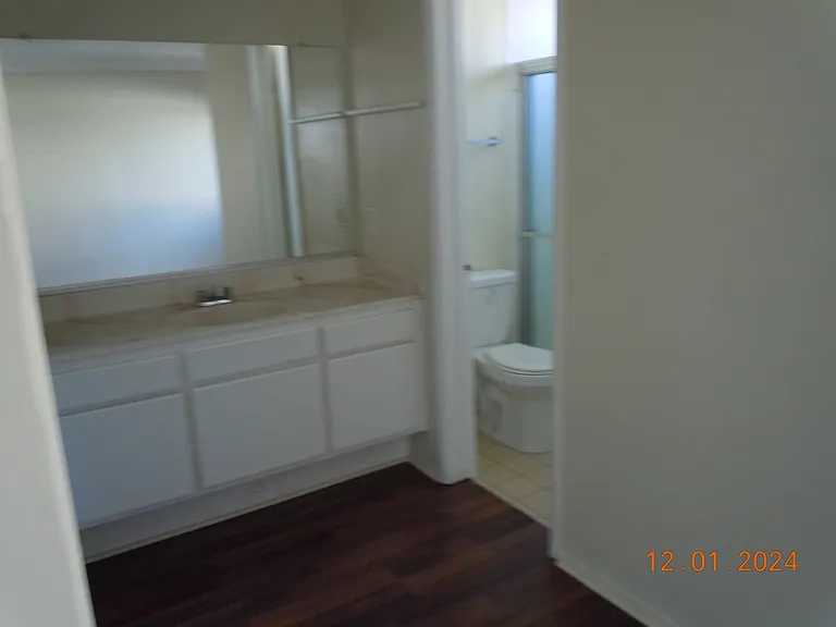 18531 Dearborn St — Photo 7