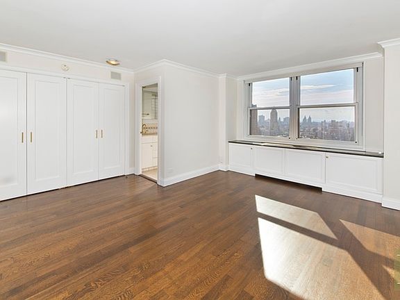 5th image of 301 E 79th St APT 32A