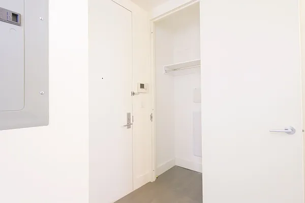 Rented by Landmark Manhattan Realty Corp | media 84