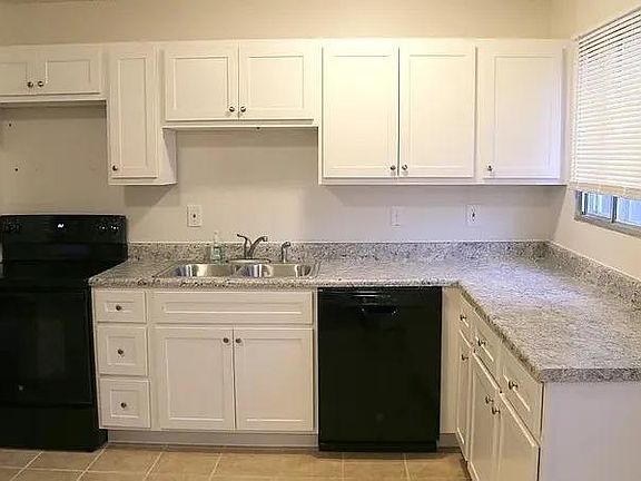 5th image of 2370 Farflung Dr Unit 1