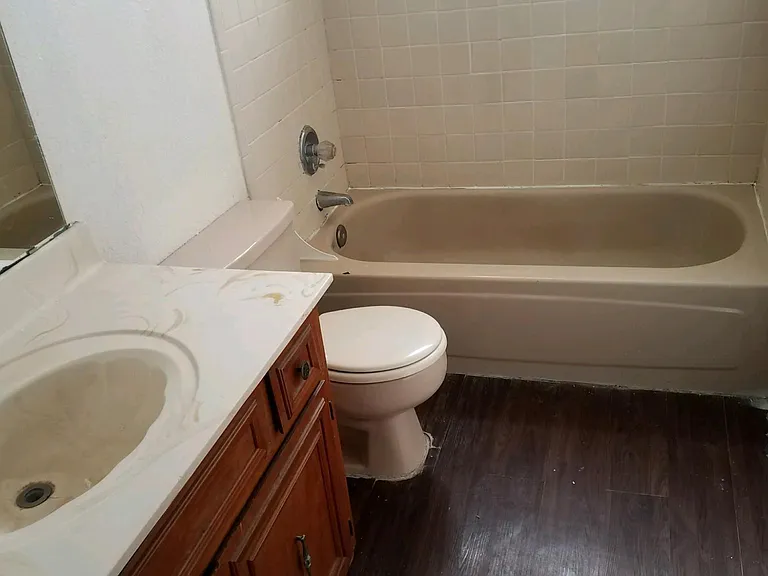 604 Arredondo Dr — Photo 9