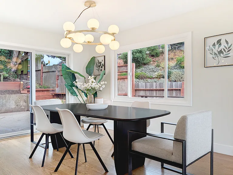61 Cowper Ave — Photo 15
