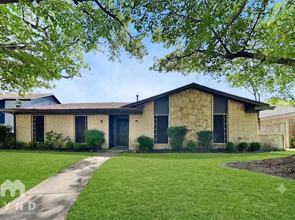 209 Los Santos Dr, Garland, TX 75043