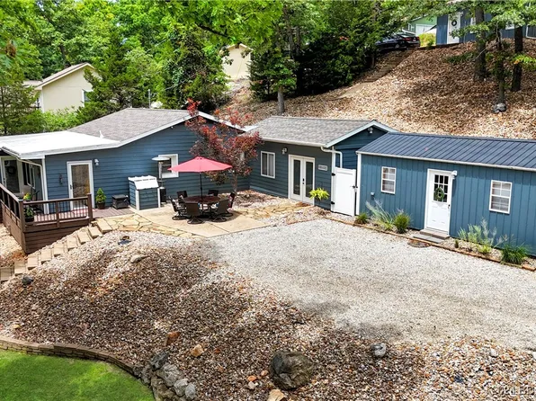 88 Bay Oak Ln, Sunrise Beach, MO 65079