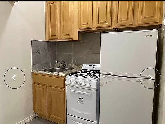 2nd image of 113 W 128th St APT 4C