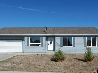 613 Wagon Trl, Evansville, WY 82636