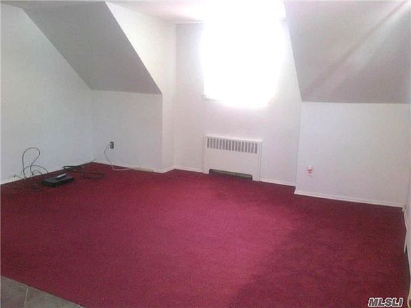 3rd image of 2450 Hamilton Ave
