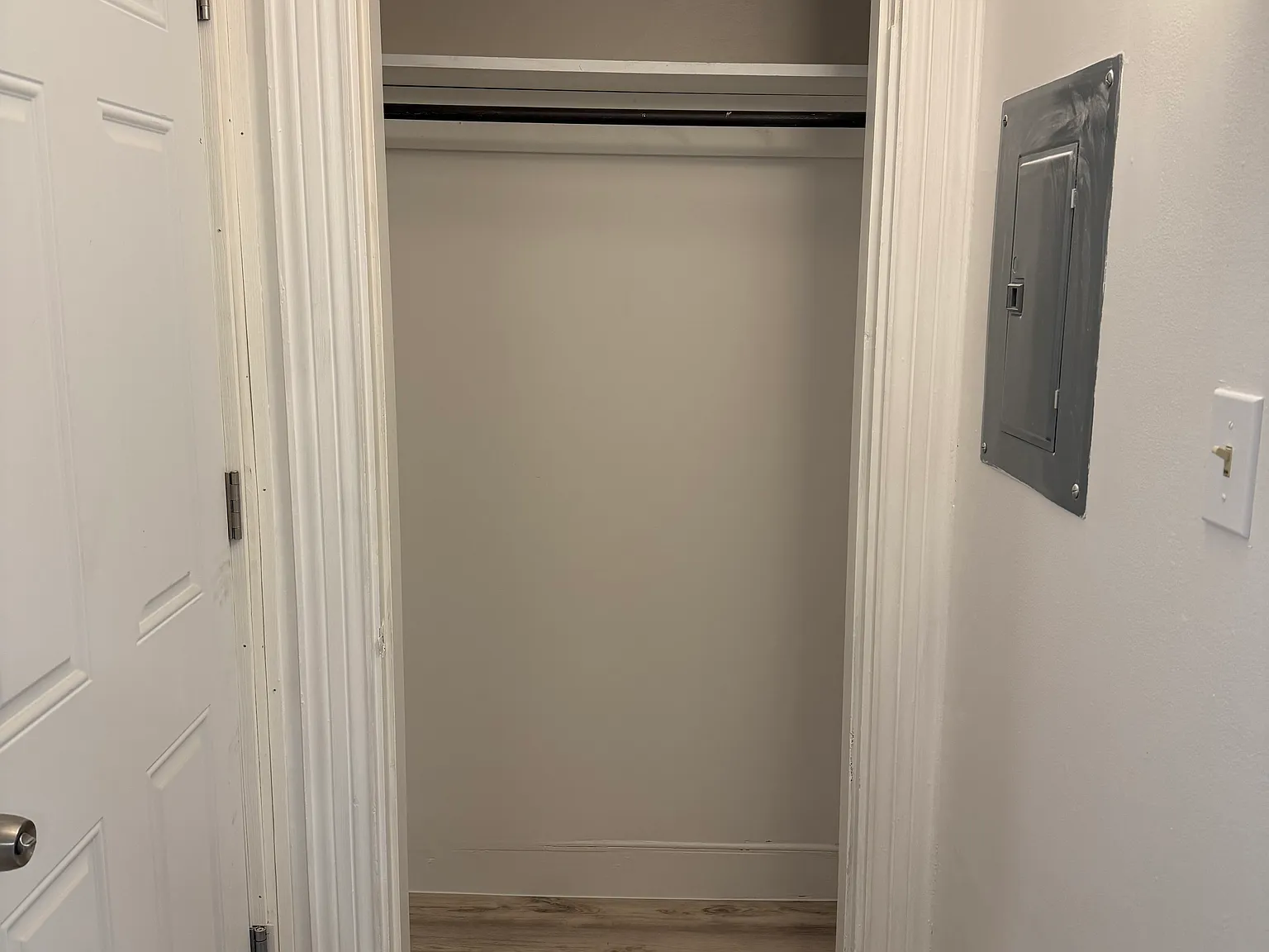 2 bed, 850 sqft, $1,100 — Photo 2