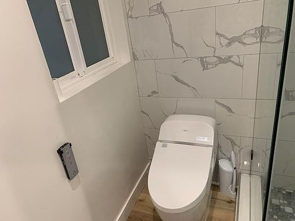master bath, toto