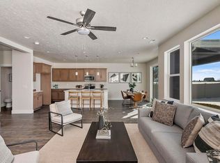 5827 N Static Line Ave, Meridian, ID 83646