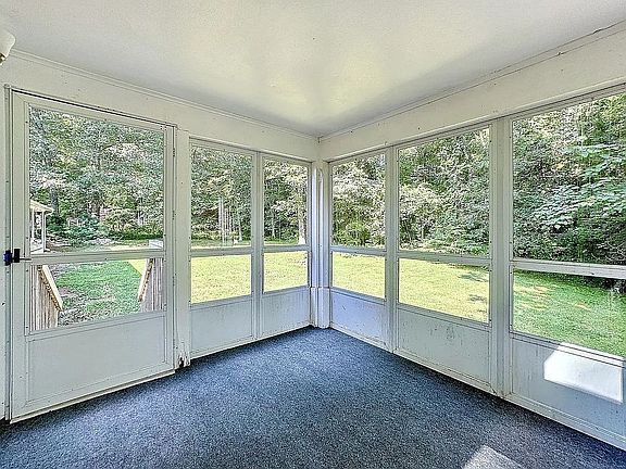 3rd image of 40 Park Rd