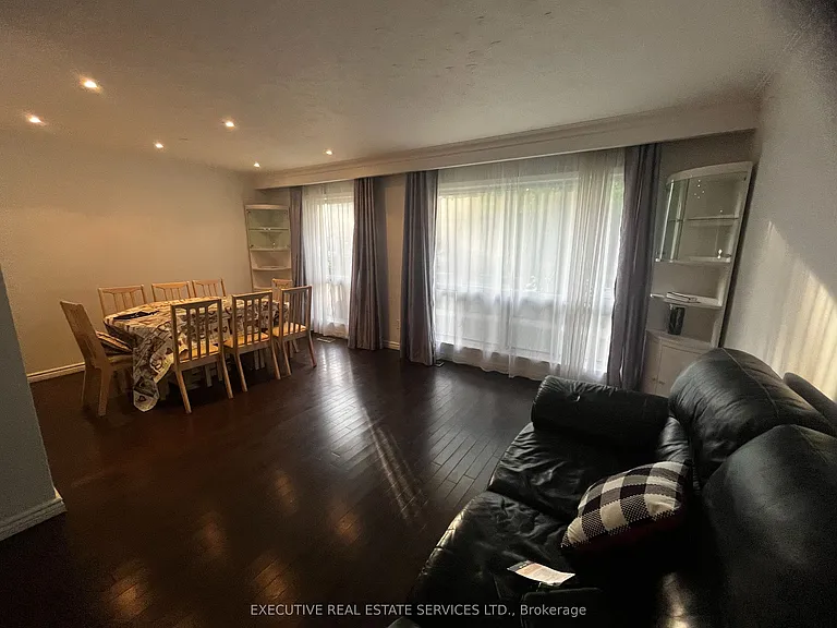 41 Ludgate Dr — Photo 5