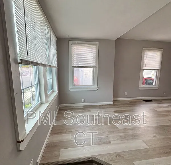 43-45 Denison Ave #43 — Photo 5