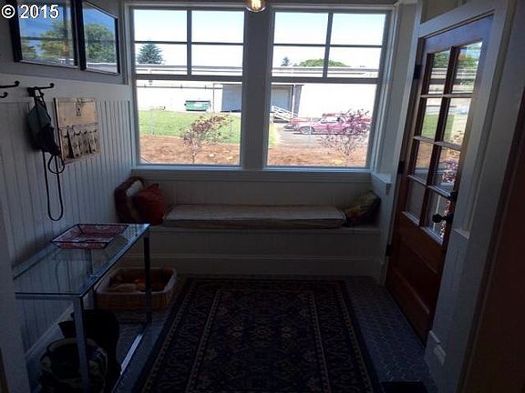 2nd image of 1103 W 16th St