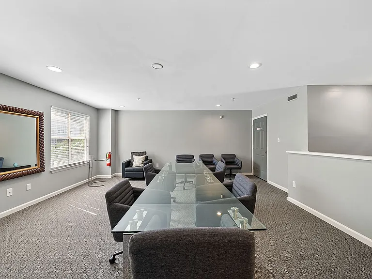 Concord Apartments — Photo 10