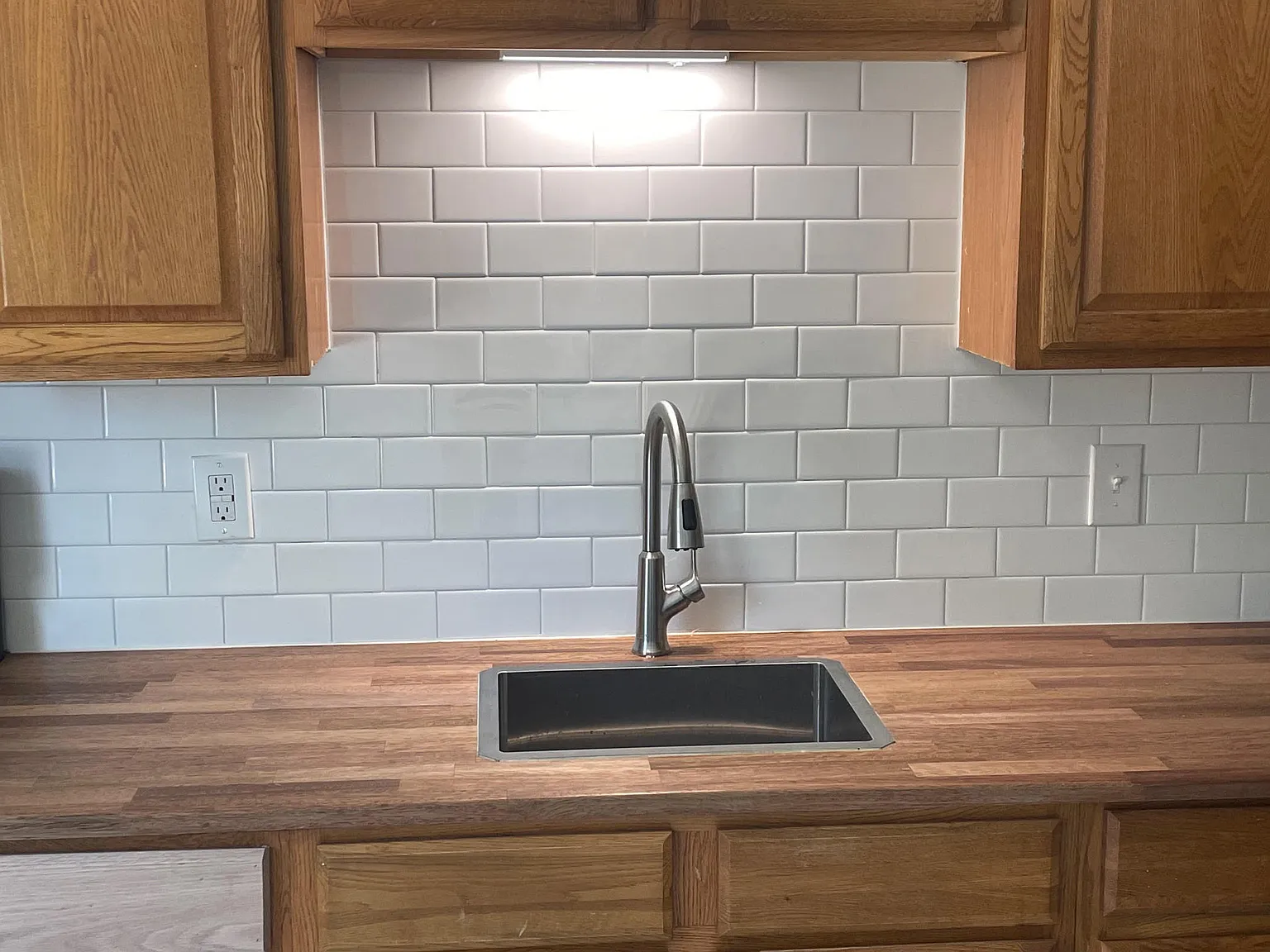 2 bed, 950 sqft, $1,075 — Photo 2