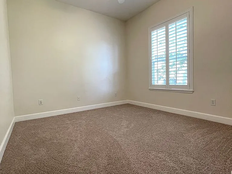 1349 Whitney Isles Dr — Photo 24