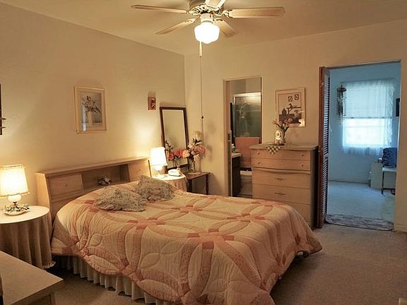 4th image of 4042 55th Way N APT 1020