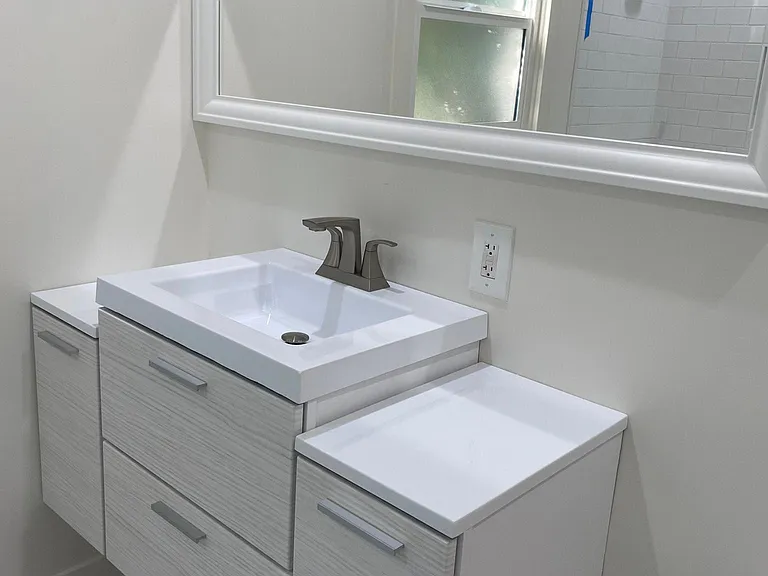4721 Cahuenga Blvd — Photo 15
