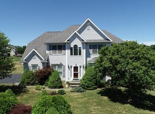 3 Turnberry Rd, Horseheads, NY 14845