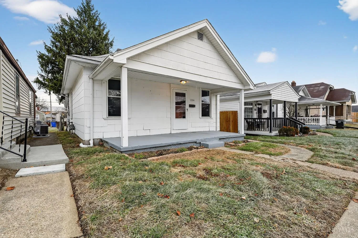 1116 Azel Ave photo 1
