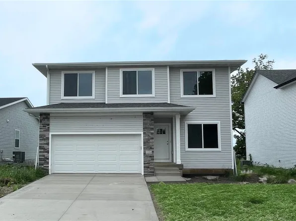 2225 Waller Ave, Norwalk, IA 50211